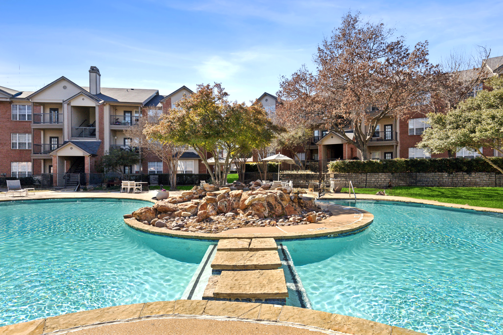 the pool at The  Monte