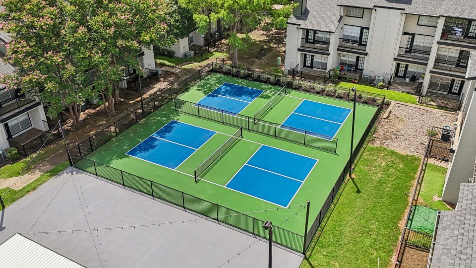 tennis court at The Monte